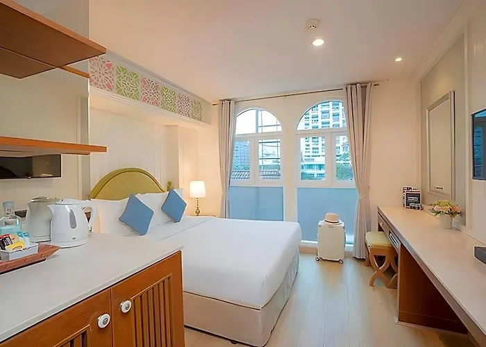 La Petite Salil Sukhumvit 8 Hotel 4*